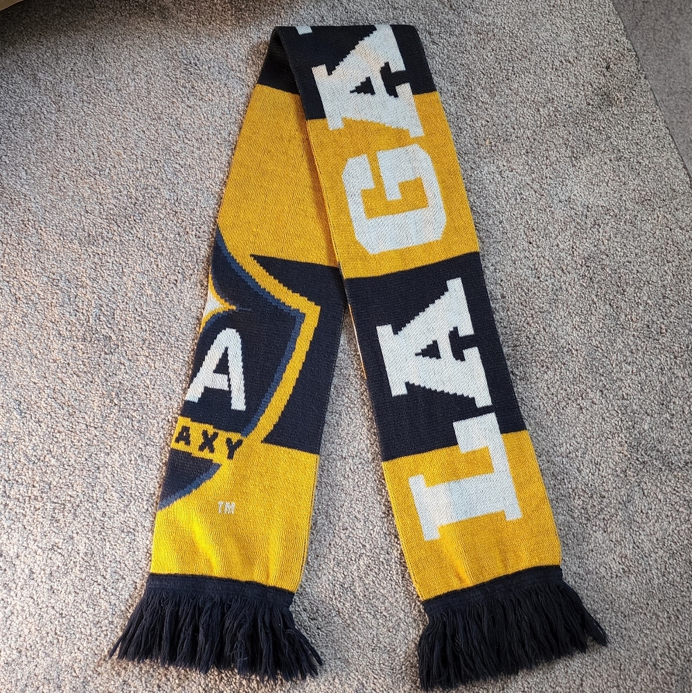 Adidas LA Galaxy Scarf